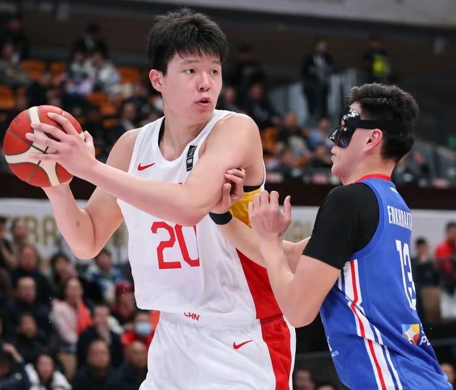 最后时刻浙江稠州调整名单以备法联杯，内部沟通环节打磨，球迷炸锅，轮换策略被讨论的简单介绍