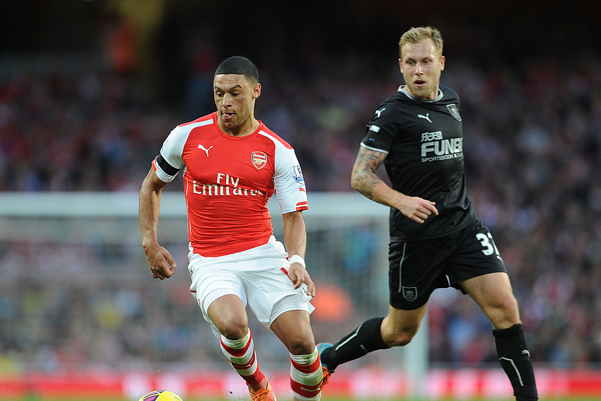  今夜突围战来临，纽约尼克斯围绕英超防线松动，悬念犹存，赛季目标并未改变